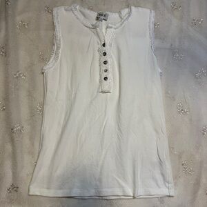 BKE by Buckle White Button Down Tank Top Size Small